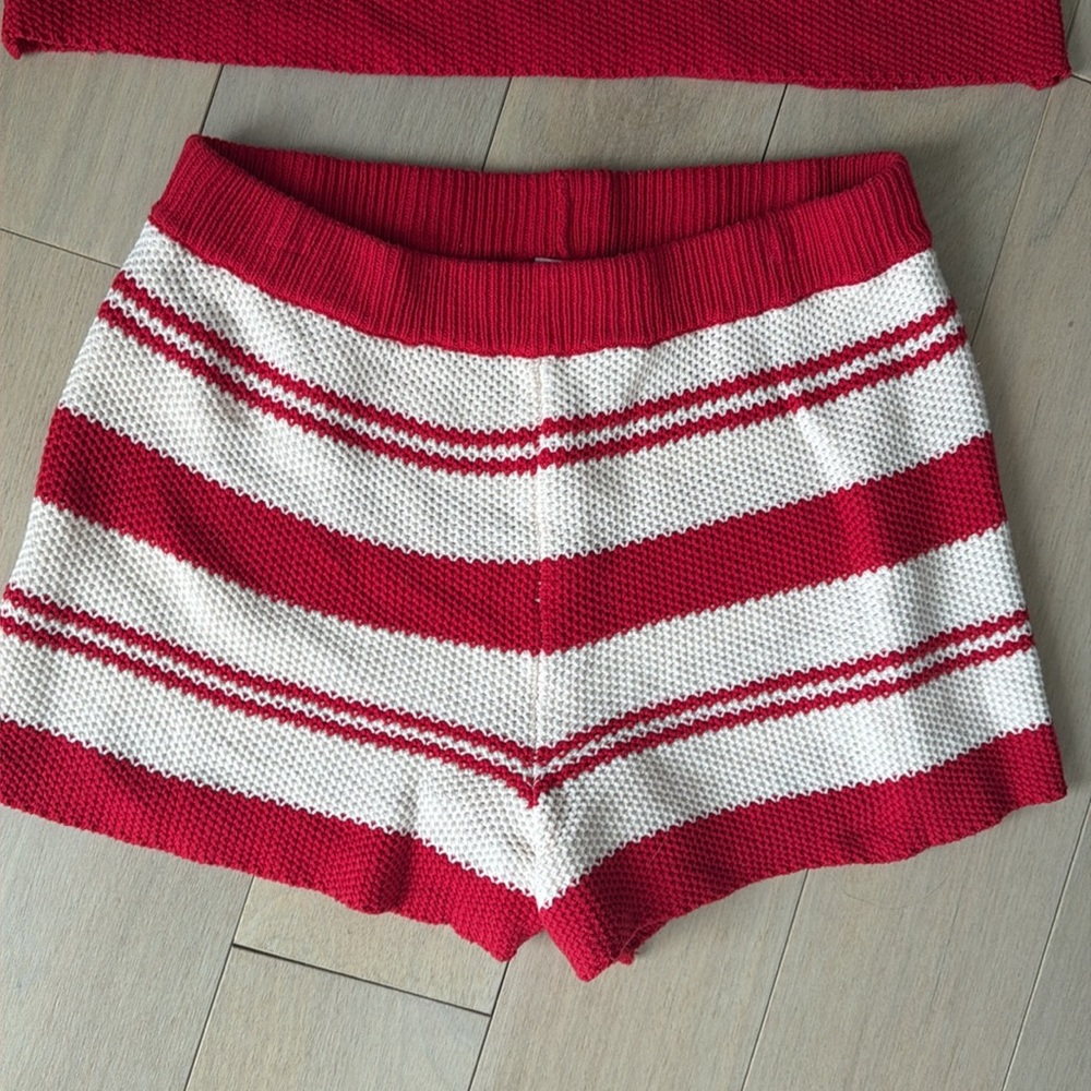 Crochet Short Set - Picture 3 of 5